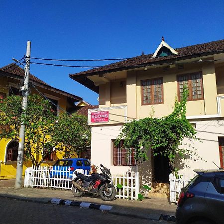 Sundance Beach Villa Kochi ภายนอก รูปภาพ