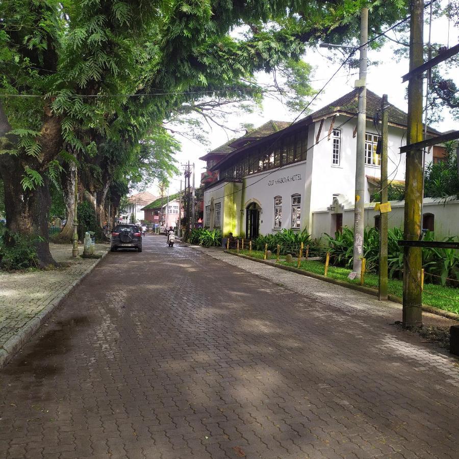 Sundance Beach Villa Kochi ภายนอก รูปภาพ